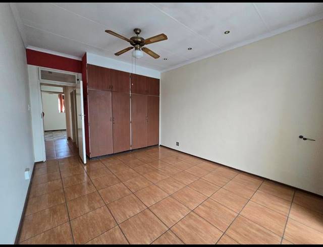 3 BEDROOM APARTMENT FOR SALE IN DENLEE